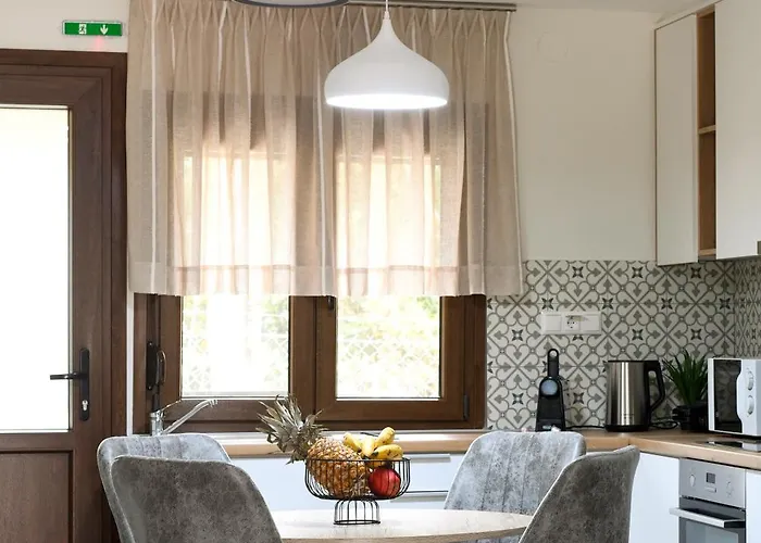 Natura Case de vacanță *